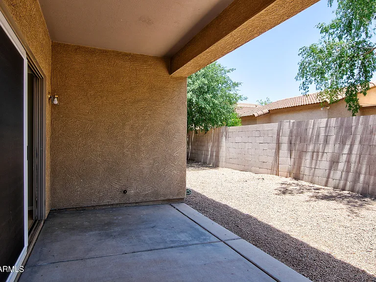 2043 N Holguin Way — Photo 25