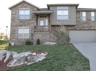 991 S Ballard Dr, Nixa, MO 65714