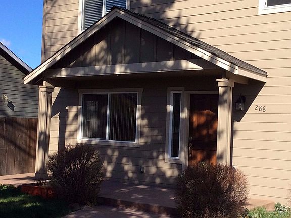 5th image of 288 SE Laurel Ln