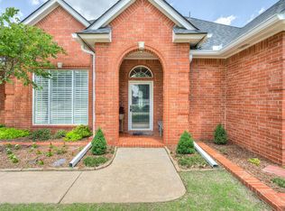 1609 Churchill Rd, Yukon, OK 73099