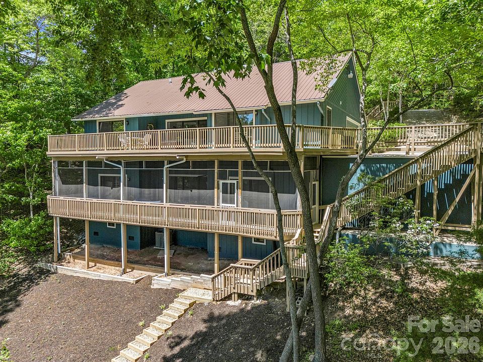 1st image of 255 Gateway Dr #5