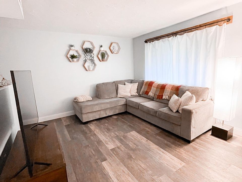 Living room with LifeProof flooring