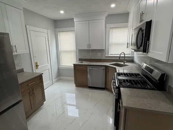 14 Hamilton Rd #1, Somerville, MA 02144