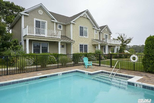 1st image of 29 Gardners Ln APT 3A