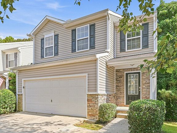 5th image of 2720 Mayfair Dr