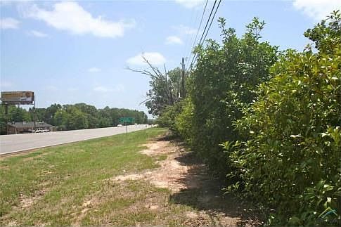 4th image of 13370 Hwy 110 S