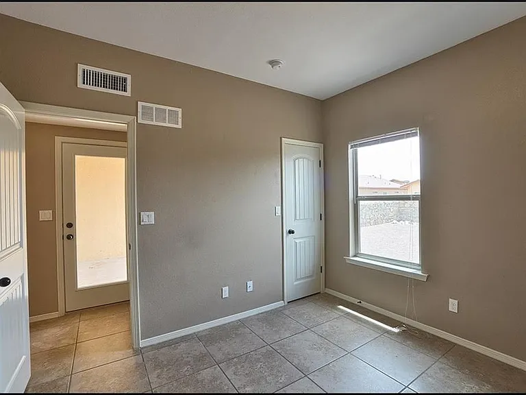 14302 Pancho Gonzalez Ct #A — Photo 28