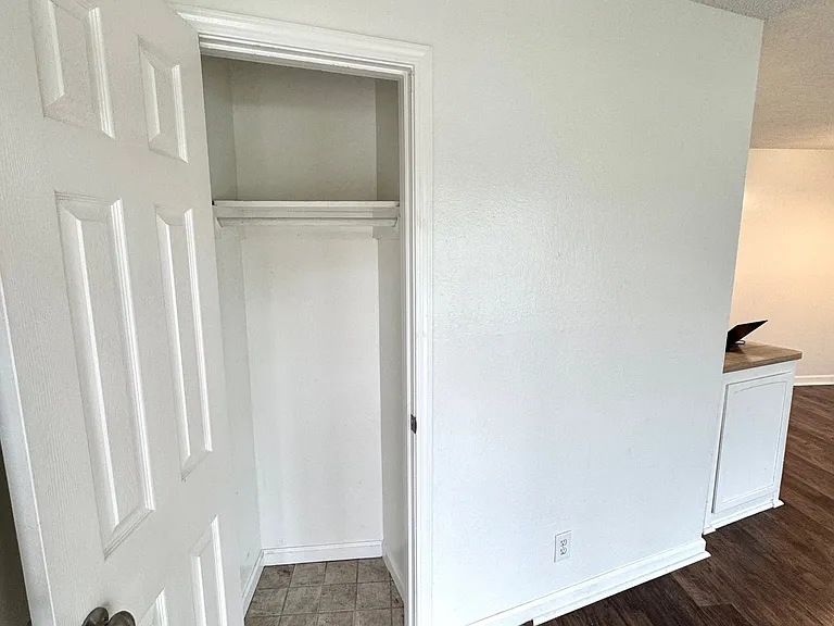 Shoe Closet
