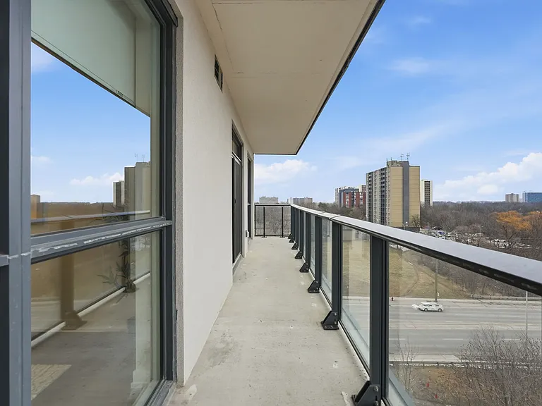 870 Queenston Rd — Photo 36