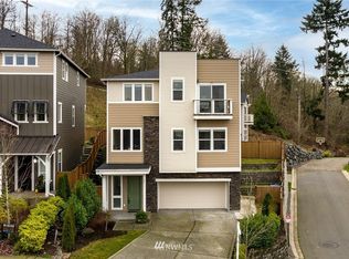 8211 NE 196th St, Kenmore, WA 98028