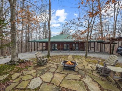 122 Black Oak Ln, Byrdstown, TN, 38549