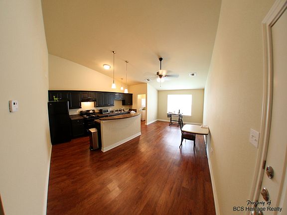 3rd image of 701 Gaytha Cir #701D