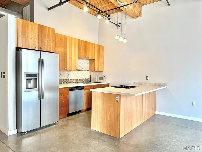 1015 Washington Ave #401 — Photo 17