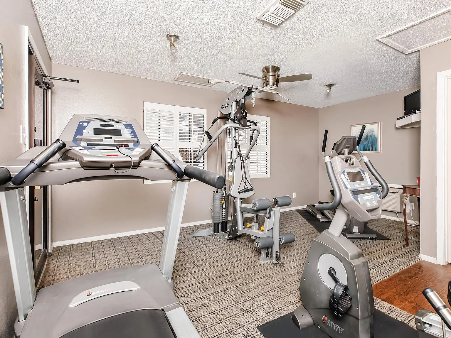 Rock Brook Apartments — Photo 3