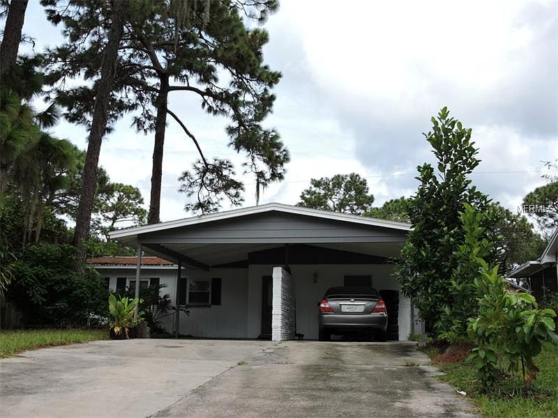 1st image of 305 Floral Dr