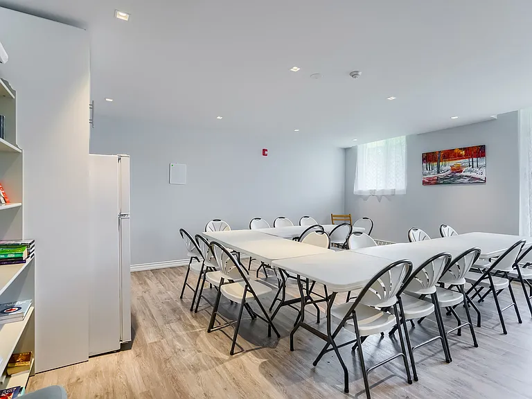 37 Johnson St — Photo 1