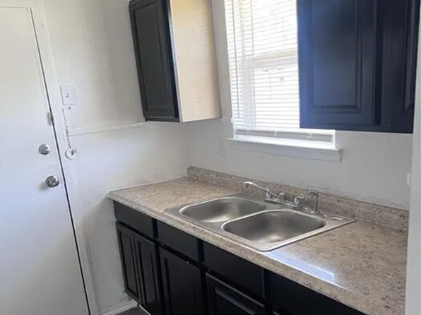 Summit at North Ridge Manor Apartments