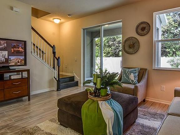3rd image of 10724 Avery Park Dr