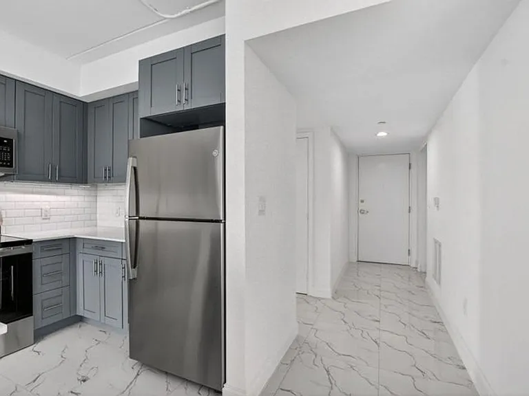 250 W Hidden Valley Blvd #104 — Photo 8