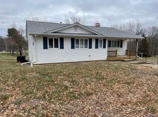 18 Hurt Dr, Winfield, MO 63389