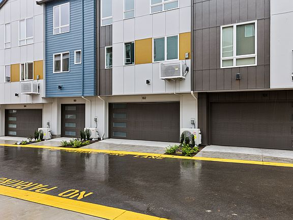 12207 137th PL NE Bldg 26-102