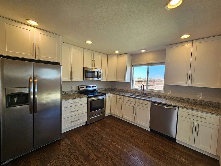 20105 E Coolidge Dr — Photo 3