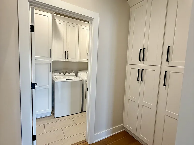 204 Crest Ridge Ct — Photo 18