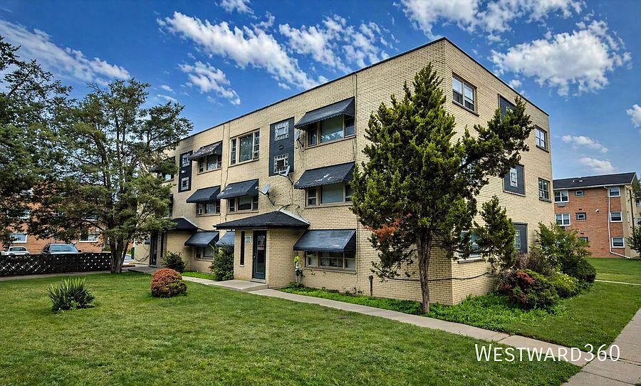 1st image of 14124 Atlantic Ave #3
