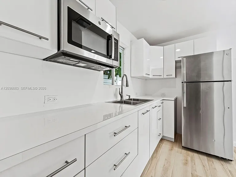 19715 SW 99th Pl — Photo 34