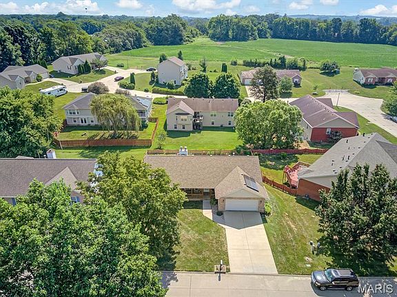 3rd image of 1568 Erica Renee Ct