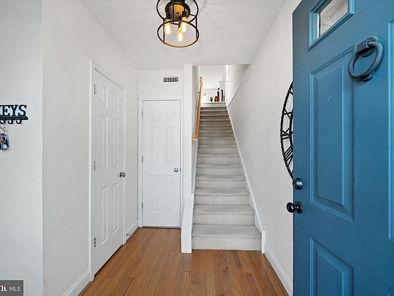 2nd image of 4611 Pechin St