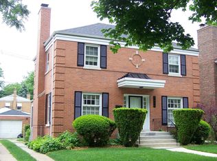 9846 S Bell Ave, Chicago, IL 60643