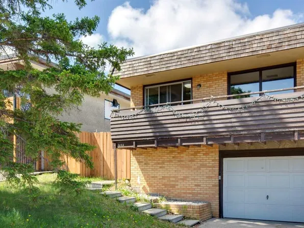 7833 E Hunterquay Rd NW, Calgary, AB T2K 4V1