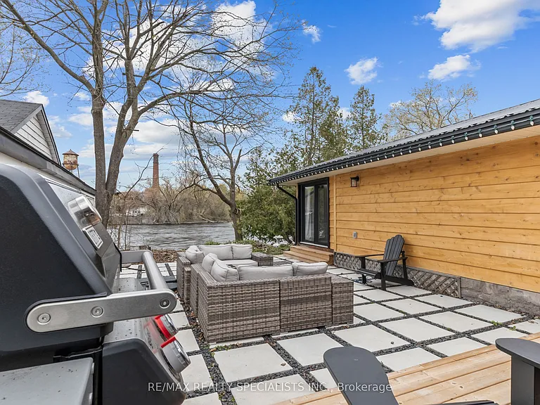 87 Cedar Dr — Photo 46