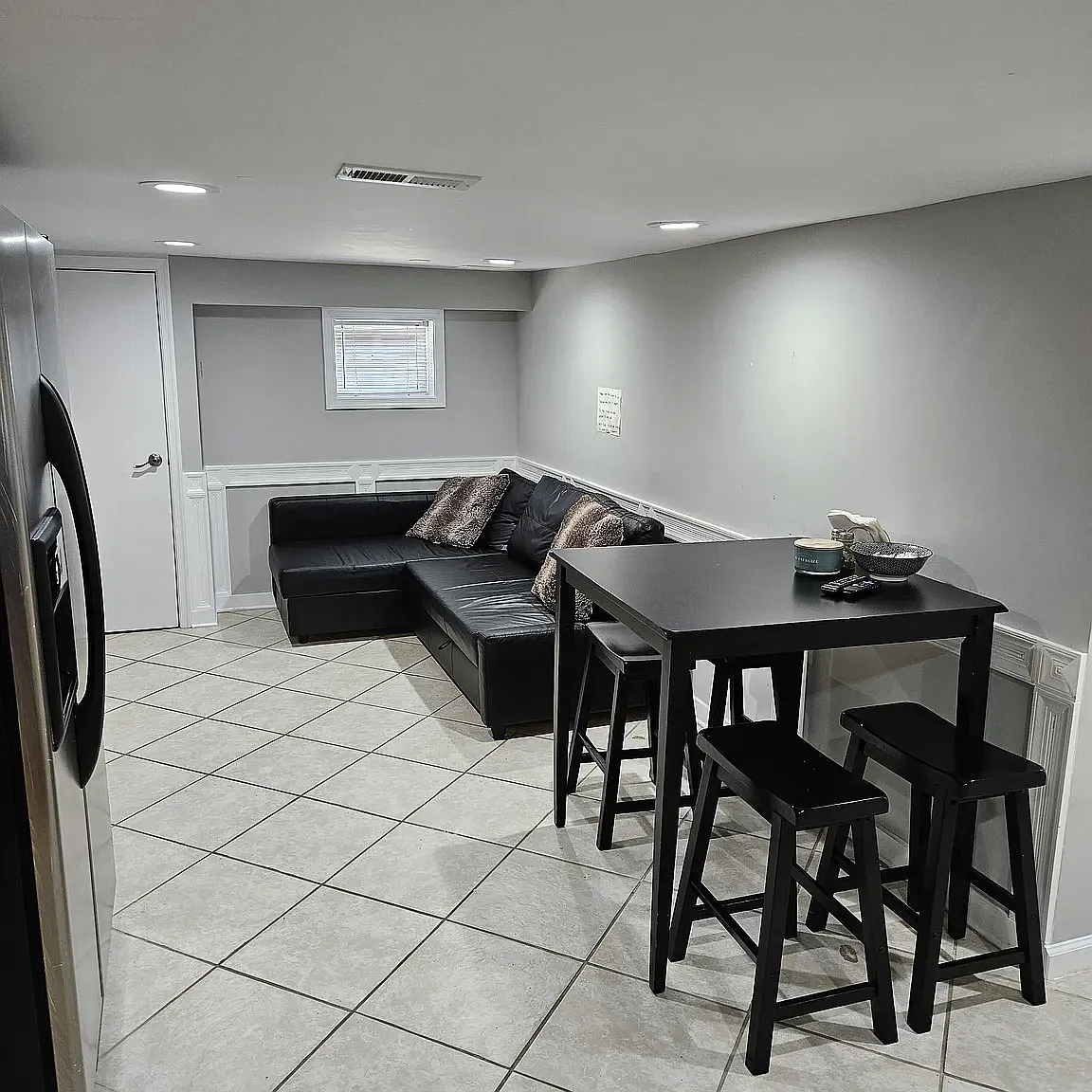 2 bed, 800 sqft, $2,000 — Photo 4