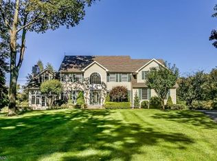 9 Rice Ln, Long Valley, NJ 07853