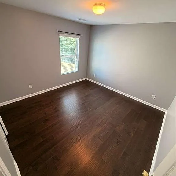 407 Aviary Ln — Photo 4