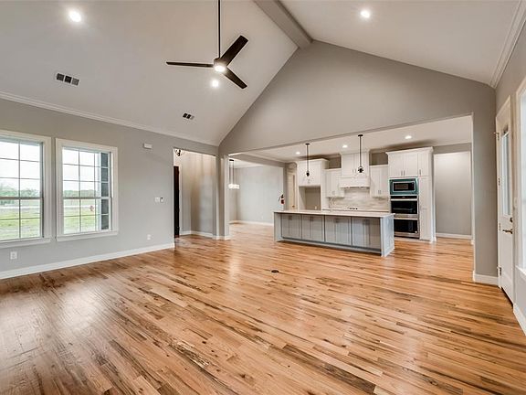 5th image of 997 Oak Hollow Ln