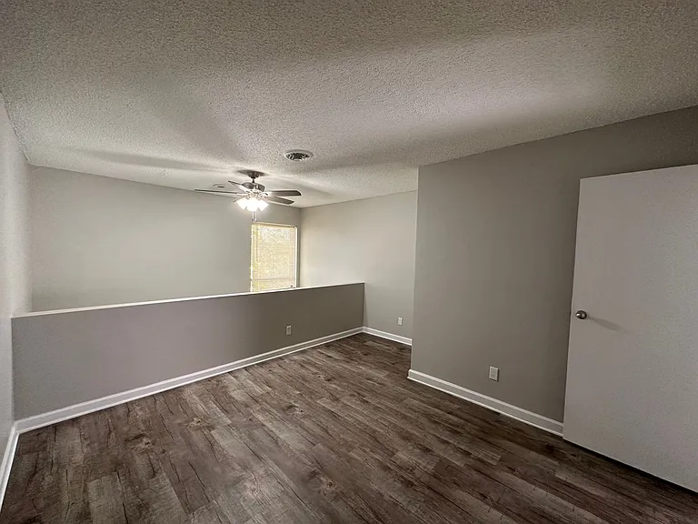 The Hammond Apartments — Photo 53