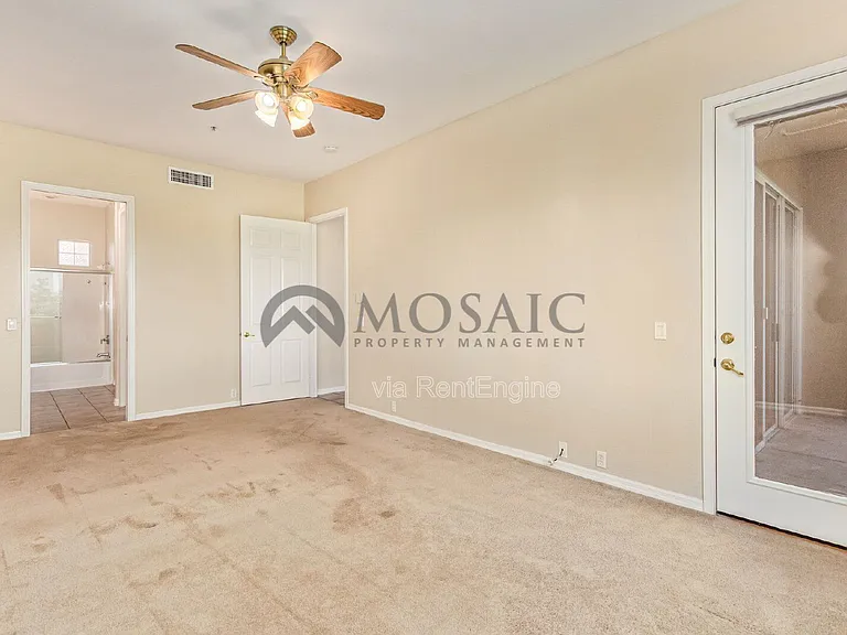 3800 S Cantabria Cir #1065 — Photo 18
