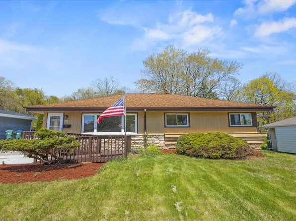 7224 Dartmoor AVENUE, Greendale, WI 53129