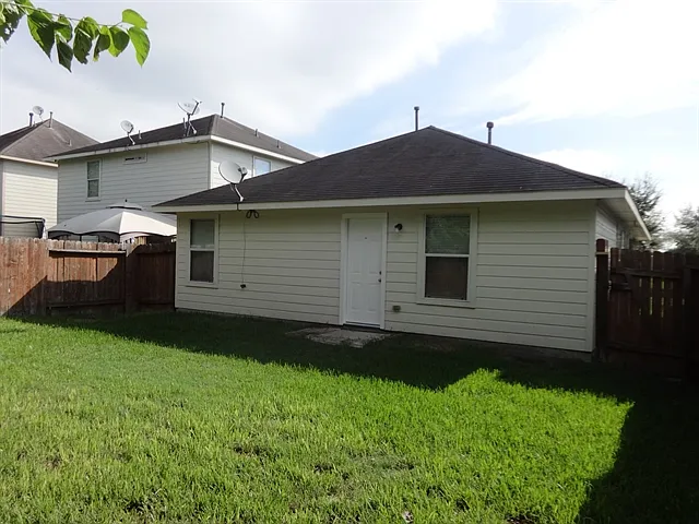 10834 Tallow Briar Ln — Photo 2