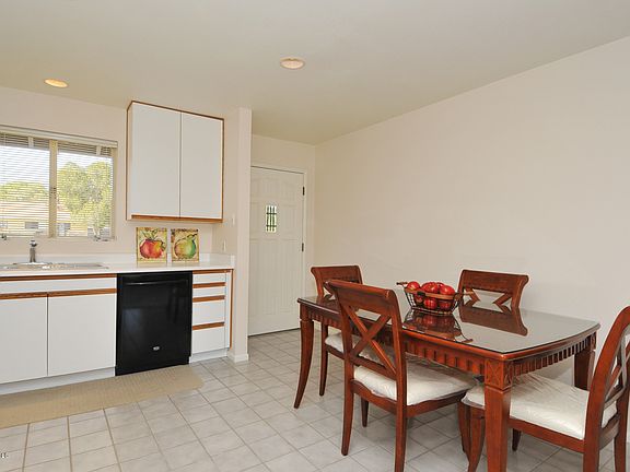3rd image of 3513 N Chambers Ct