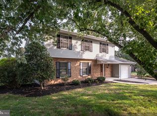 6426 Kings Landing Rd, Alexandria, VA 22310