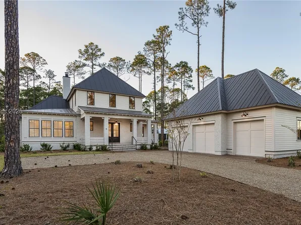 11 Flicker St, Bluffton, SC 29910