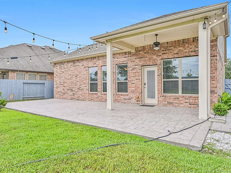 4511 Apple Point Ln — Photo 38