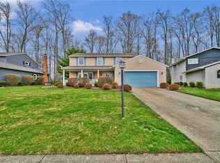 15888 Inglewood Ct, Strongsville, OH 44136