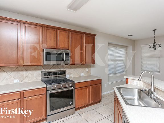 5th image of 5620 Old Orchard Dr