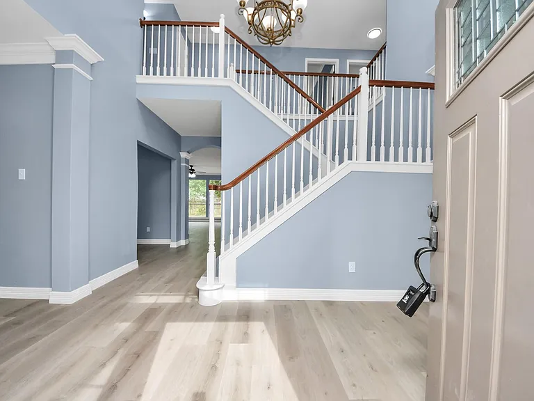 16203 Broken Timber Cir — Photo 3