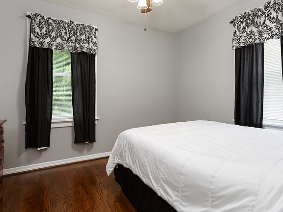 4th image of 7052 Mardel Ave